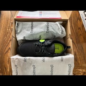 Reebok Work New Black Lightweight Athletic Shoes (7.5 Mens) (9.5 womens)